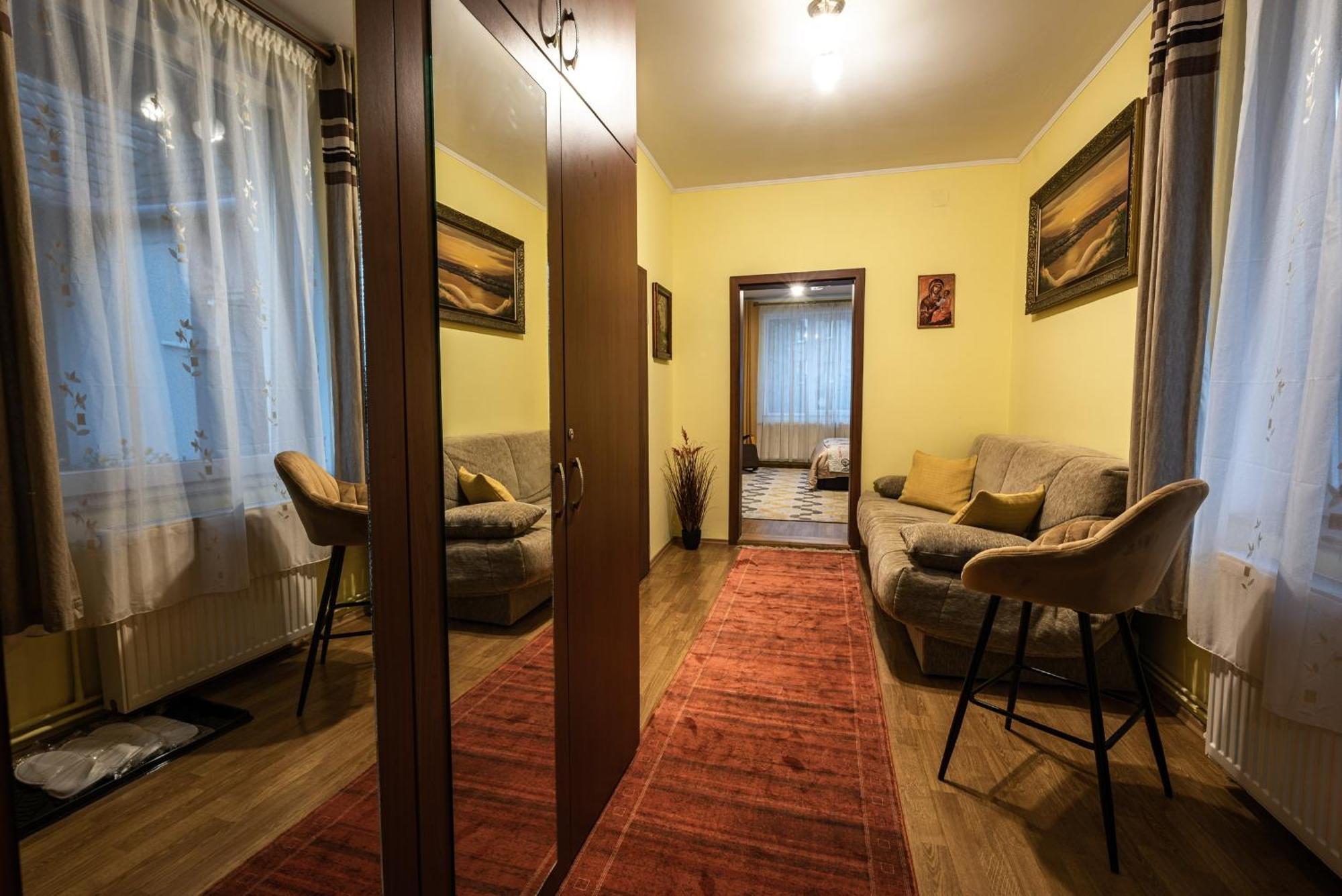 Cozy Corner - Casa In Centrul Civic Braşov