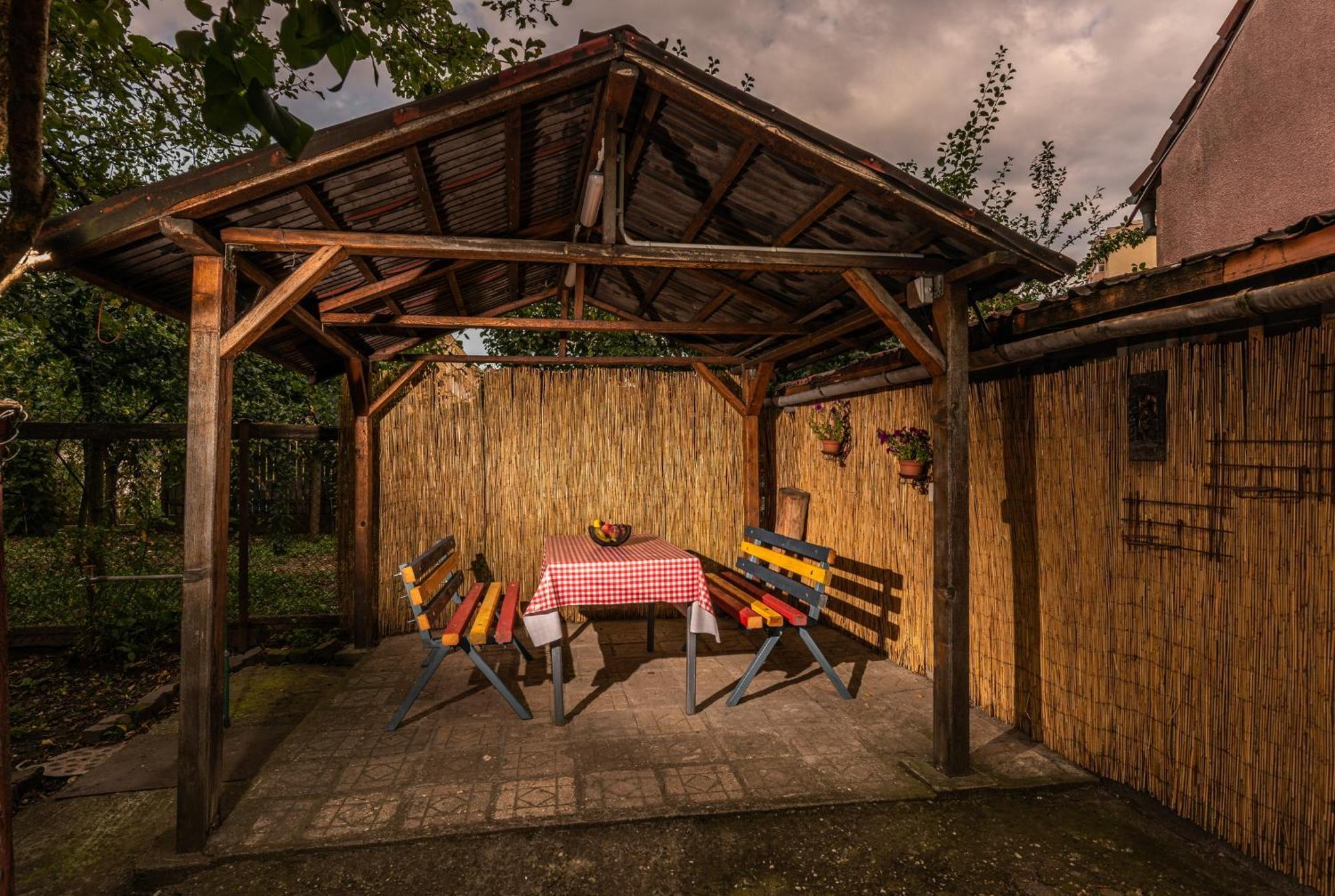 Cozy Corner - Casa In Centrul Civic Appartamento Braşov